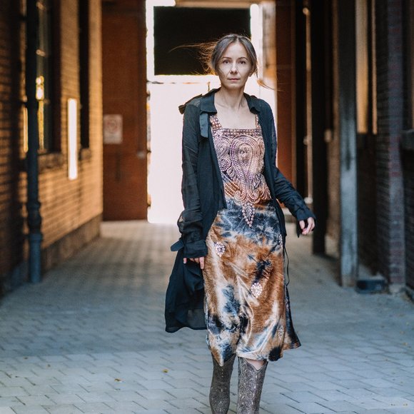 Lenni the Label Dresses & Skirts - Velvet Embroidered Dress